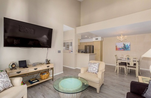 Scottsdale Ranch House | Executive 2 bedroom condo in the Raquet Club
