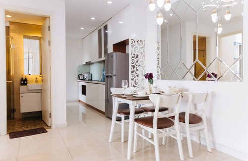 Thanh Xuan Apartment | Executive 2BR Apartment | Vinhomes D’Capitale, Tran Duy Hung