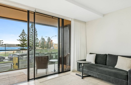 Maroubra Apartment | Executive 3 bedroom beachfront apartment
