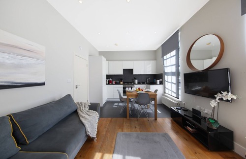 Euston Apartment | Executive 3 Bedroom Apartment in Central London FREE WIFI