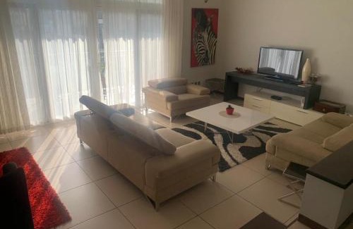 Labone Apartment | Executive 3 bedroom Apartment Space Available