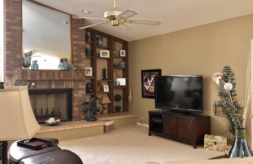 Landmark Estates House | Executive,4 Brm Home in Quiet Upscale Palm Harbor Florida