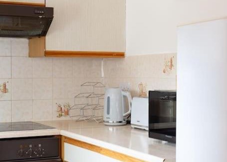 Inverkeithing Apartment | Executive Apartment By Inverkeithing Train Station