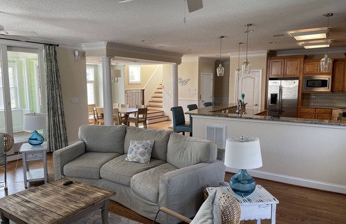 Northeast Virginia Beach House | Executive Beach Home for Monthly Rental Available June 2025. 30 Day Rental
