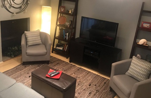 Lafayette Condo | Executive Condo - Ideally located, downtown, university