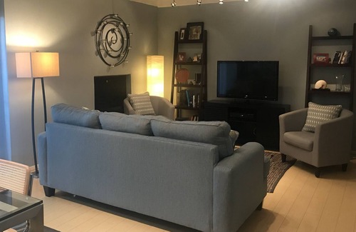 Lafayette Condo | Executive Condo - Ideally located, downtown, university