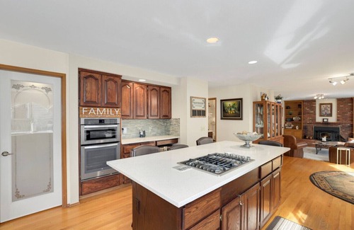 Federal Way House | Executive English Tutor Close to the Airport