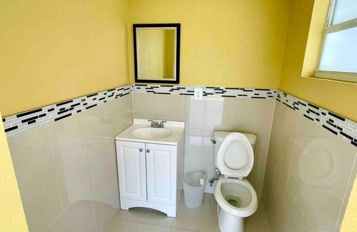 Flagami House | Executive House Miami, Close to Airport, Beach
