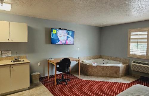Naples Hotel | Executive Inn & Suites Extended Stay - Vernal