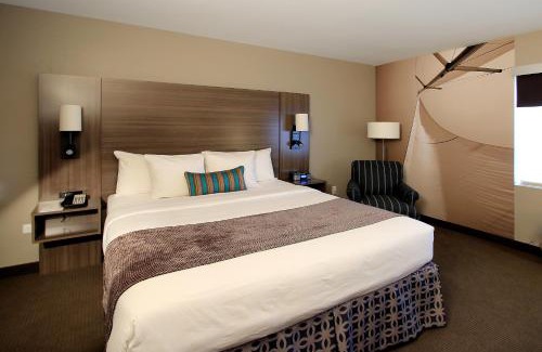 East Peralta Hotel | Executive Inn & Suites Oakland