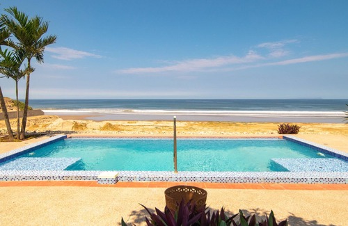 Mirador San Jose Villa | Executive Ocean Front Villa