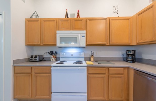 Indian Point Villa | Executive Private Disney Villa, 30 ft Pool, Spa, King, HD TV, Netflix, Wifi