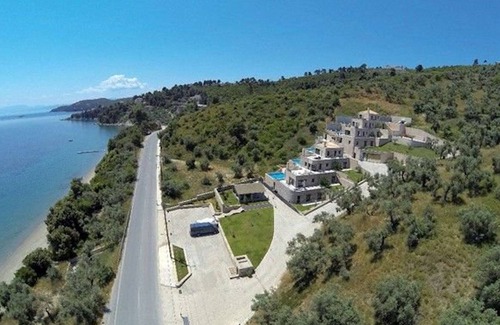 Vassilias Villa | Executive Skiathos Villa | 3 Bedrooms | Villa King Alexander | Sea Views |.
