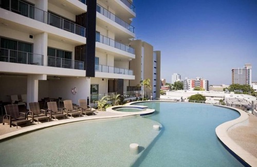 Darwin City Centre Apartment | Executive Studio Darwin CBD (Water Views)