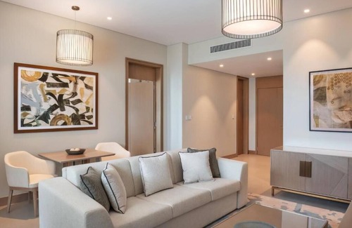 Al-Fujairah Apartment | Executive Suite Ocean View Near Fujairah Corniche