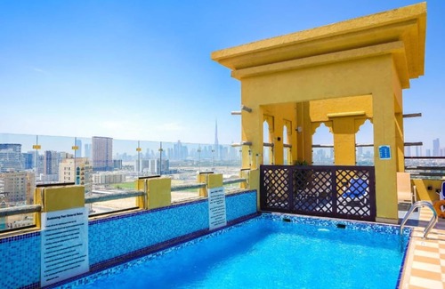 Naif House | Executive Suite | Royal Reflections Luxury