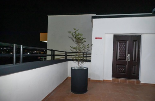 Accra Apartment | Executive Three Bedroom Furnished Apartment