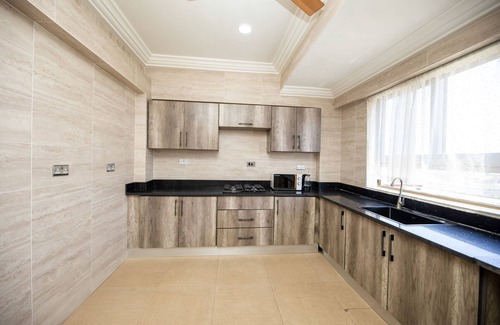 Accra Apartment | Executive Two Bedroom Furnished Apartment, 25 mins drive from the Airport