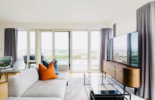 Woolwich Riverside Apartment | Executive Waterfront Split Penthouse