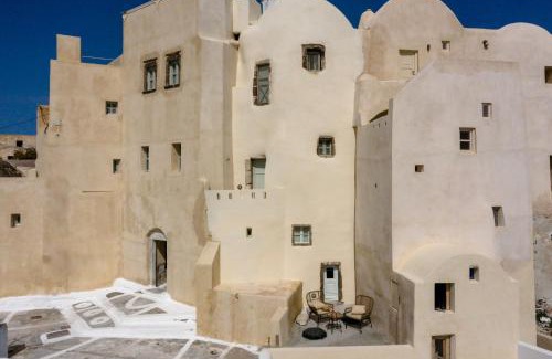 Emporio House | Exi Castle Suites