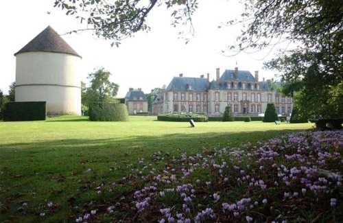 Voisins-le-Bretonneux Apartment | EXIGEHOME - Beautifull T2 near Versailles Saclay & Chevreuse