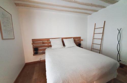 Saint-Germain-en-Laye House | EXIGEHOME - Ici habita Voltaire-Maison en plein centre-ville
