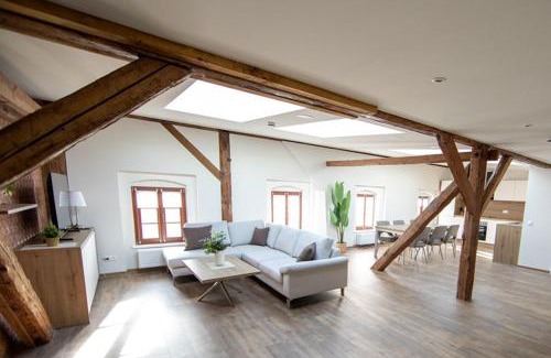 Altstadt House | Exklusive Apartments im Gründerzeitjuwel