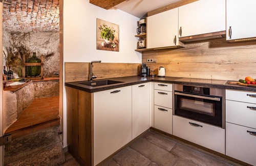 Berchtesgaden Apartment | Exklusive Ferienwohnung im Historischen Hofmusikerhaus Über den Dächern Berchtes