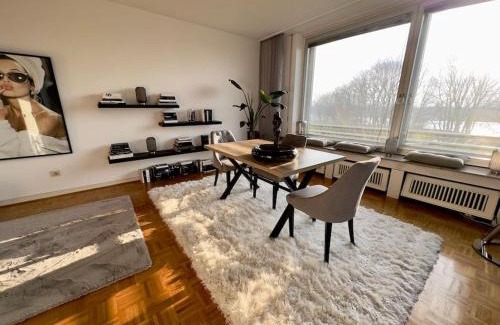 Golzheim Apartment | Exklusiver Rheinblick Messe Parken Luxus 10 Personen