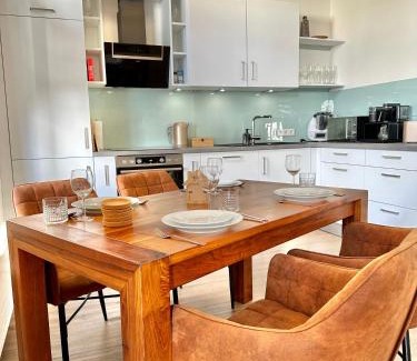 Haarenesch Apartment | Exklusives City-Apartment im Herzen Oldenburgs mit Balkon und Parkplatz A36