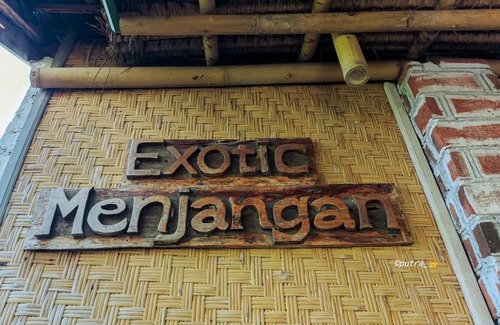 Pejarakan House | Exotic Menjangan