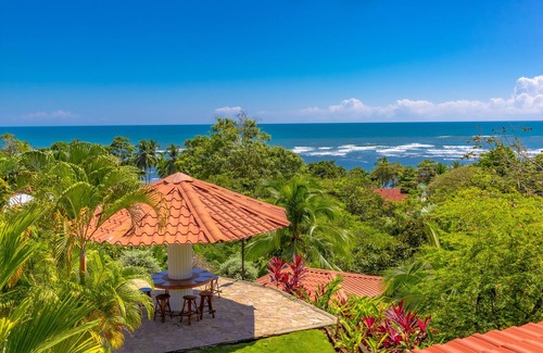 Esterillos House | EXOTIC VILLA OCEAN VIEW 5 MIN TO BEACH