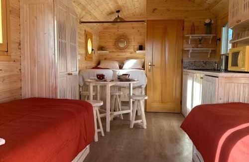 Faverolles House | Expérience unique en roulotte au cœur du Berry - FR-1-591-761