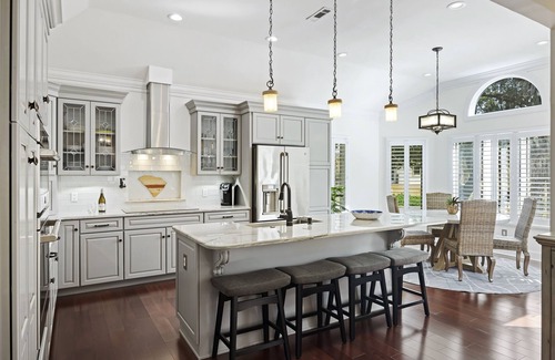 Vanderhorst Plantation House | Expansive 5 bed on Kiawah behind 2nd Gate, Golf Views