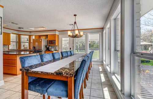 Oatmeal House | Expansive Bertram Retreat w/Pool, on 28 Acres!