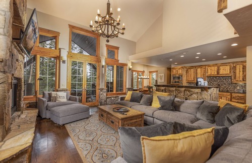 Peak 8 House | Expansive elegance at base of Peak 8, 6 en-suites, 9 fireplaces, game tables, hot tub!