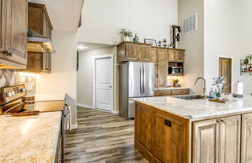 Fredericksburg House | Expansive getaway near downtown with fast WiFi, Wii, grill & W/D