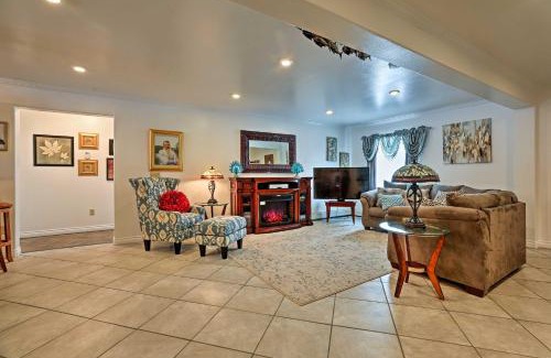 Mendenhaven House | Expansive Getaway about 2 Miles to Mendenhall Glacier!