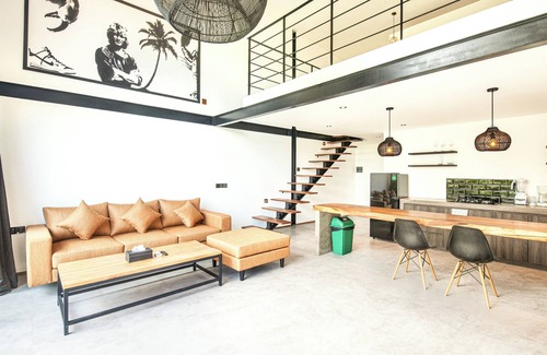 Munggu Apartment | Expansive Loft 200m from Canggu Beach Haven Part of Noma Estate