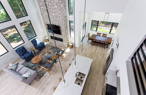 Egg Harbor House | Expansive, Modern Home + Great for Groups and families!