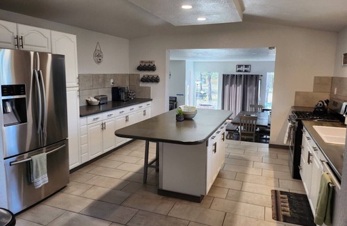 Westcliffe House | Expansive Mountain Getaway with majestic mountain views and park like setting