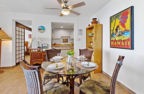 Honokowai Condo | Expansive ocean view condo with large windows