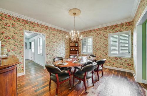 Texarkana House | Expansive Texarkana Home with Yard Near Golf!