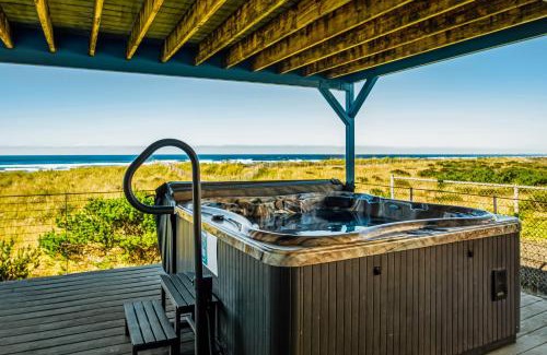 Westport House | Expansive Views Family Oceanfront Beach Home