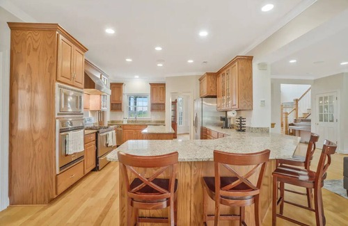 Purcellville House | Expansive Villa w/Hot Tub, Fire Pit, Sleeps 22