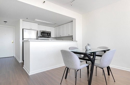 South Beach Apartment | Expansive Waterfront South Beach 2BR w/Pool, Tennis, Spa, by Blueground