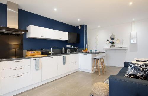 Croix de Pierre Apartment | expat renting - Les Oustalous - Piscine - Parking