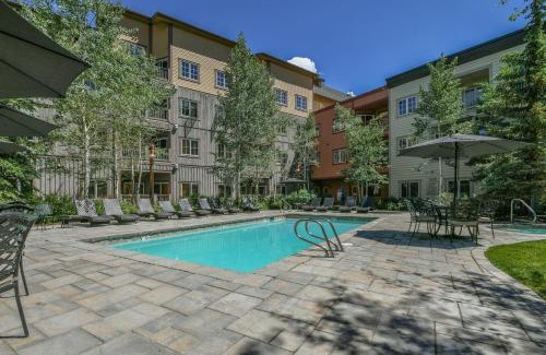 River Run House | Expedition Station 8564 by SummitCove Lodging