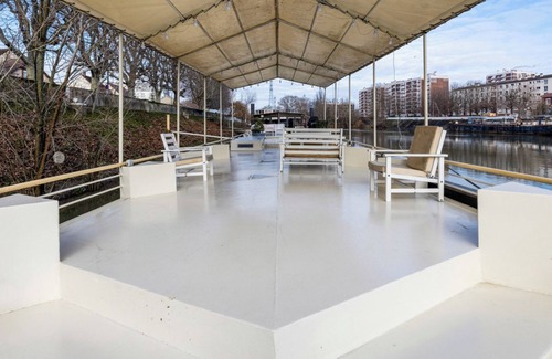 Villeneuve-la-Garenne Boat Rental | EXPERIENCE THE PARIS OLYMPIC GAMES ON THE SEINE RIVER!n