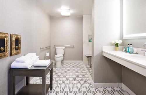 Norma Triangle Hotel | Experience a Luxurious Stay with Rooftop Swimming Pool, Pet-friendly Property!